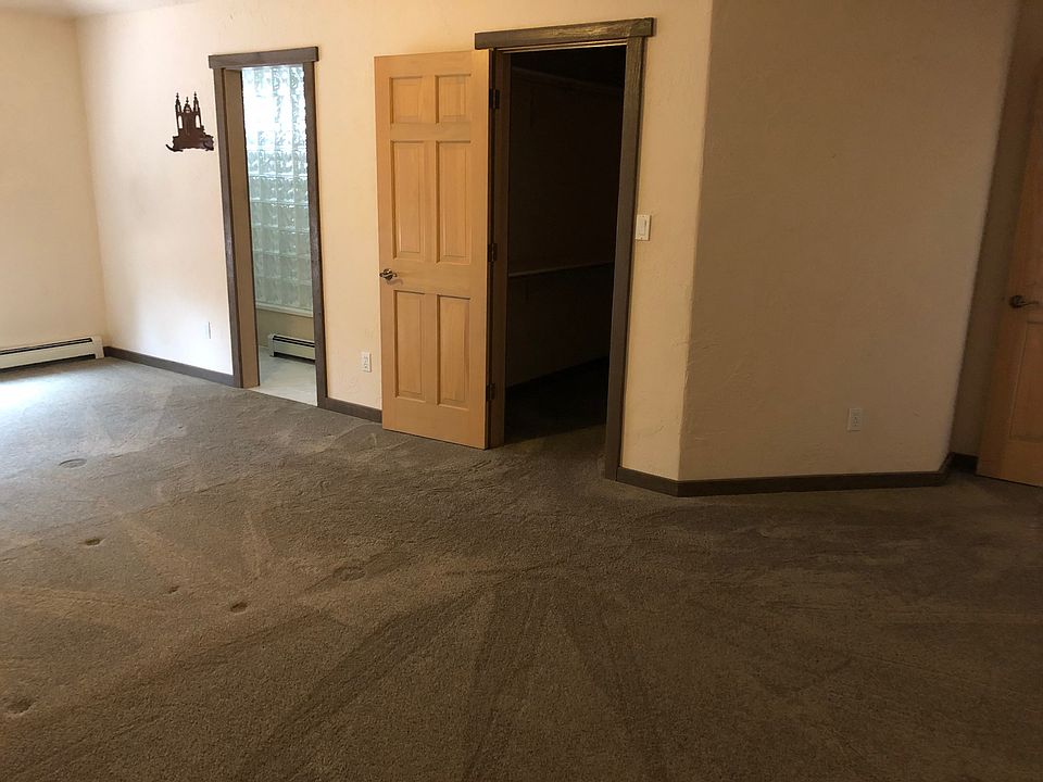 Large master bedroom