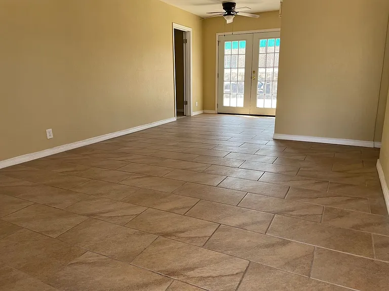 5330 Delta Dr — Photo 10
