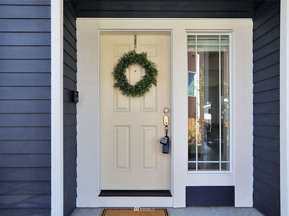 2nd image of 4409 30th Dr SE