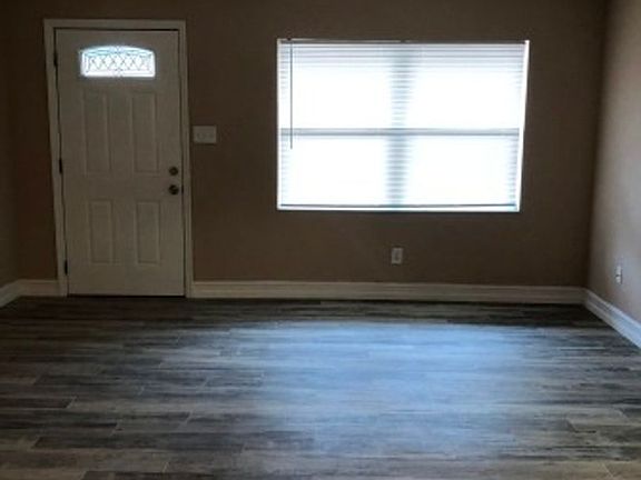 4th image of 1359 Sophie Blvd