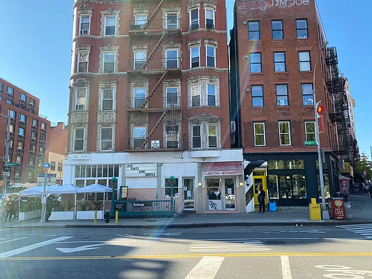 Rented by Compass | media 7