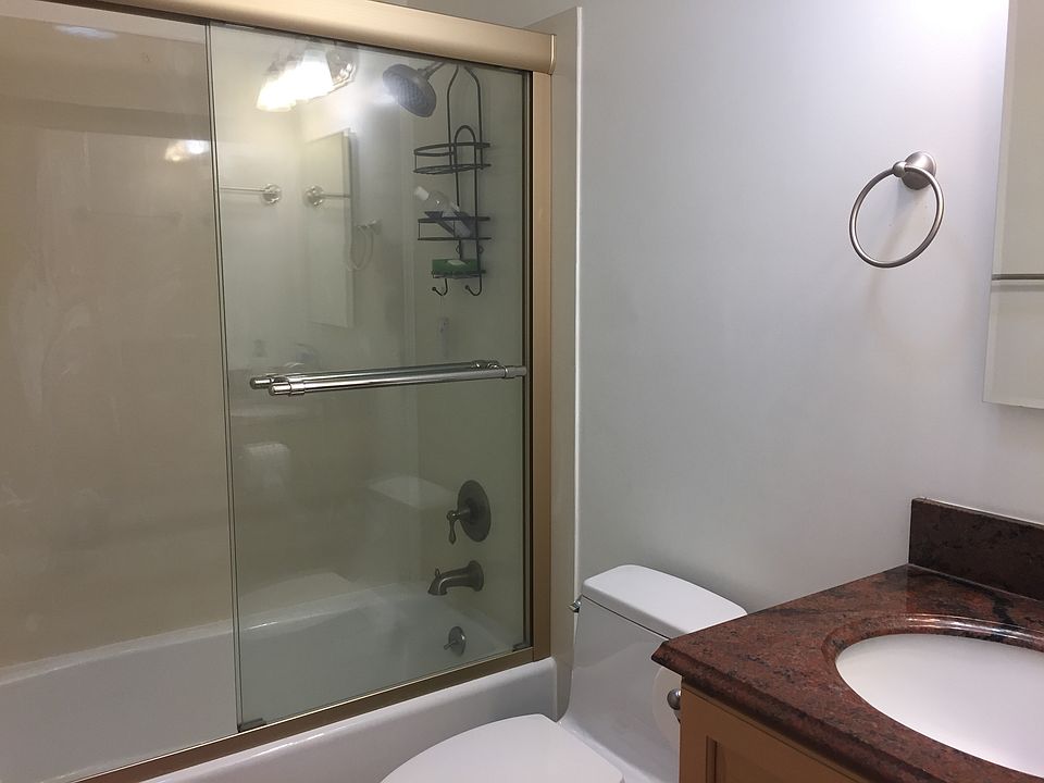 bathroom1