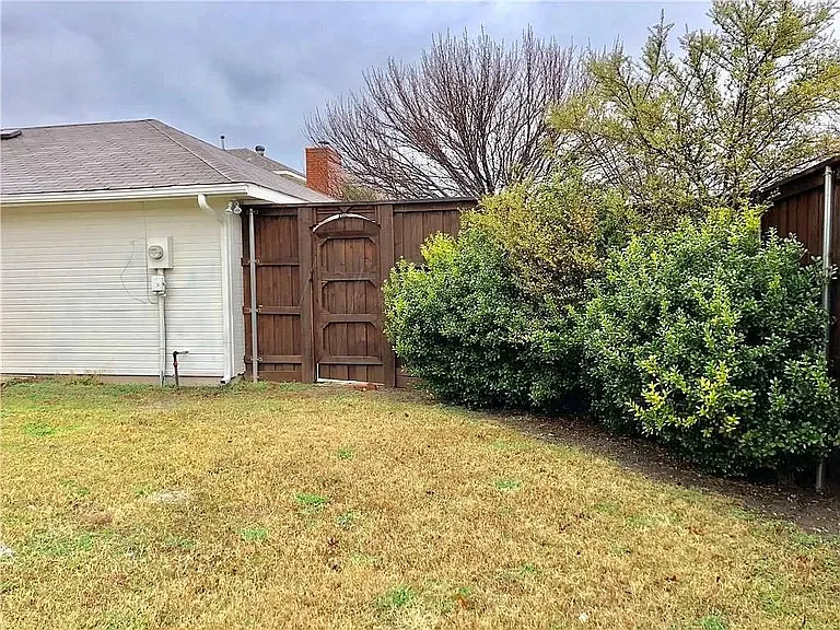 8000 Anchor St — Photo 36