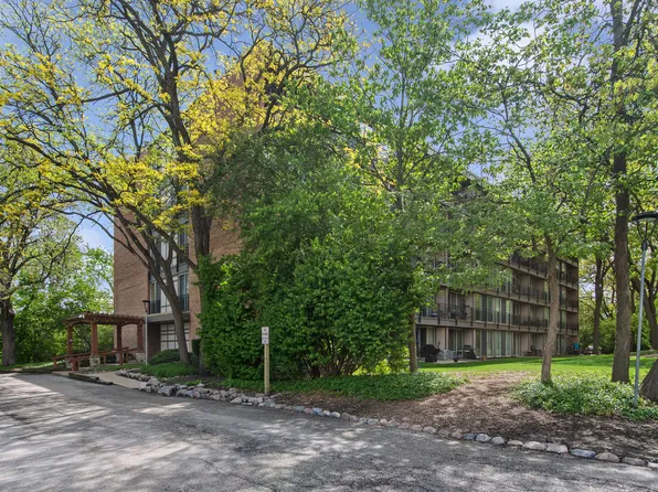 (undisclosed Address), Lisle, IL 60532