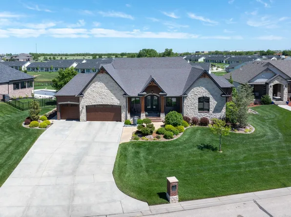 5036 N Remington St, Bel Aire, KS 67226