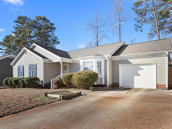 3rd image of 5927 Royal Coach Ct