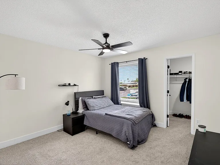 946 E Diamond Dr — Photo 13