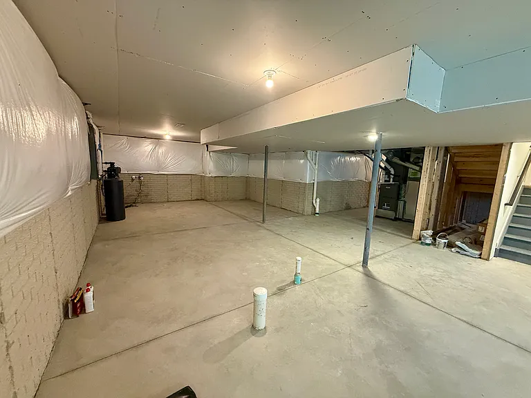 2062 Broccoli Dr — Photo 24