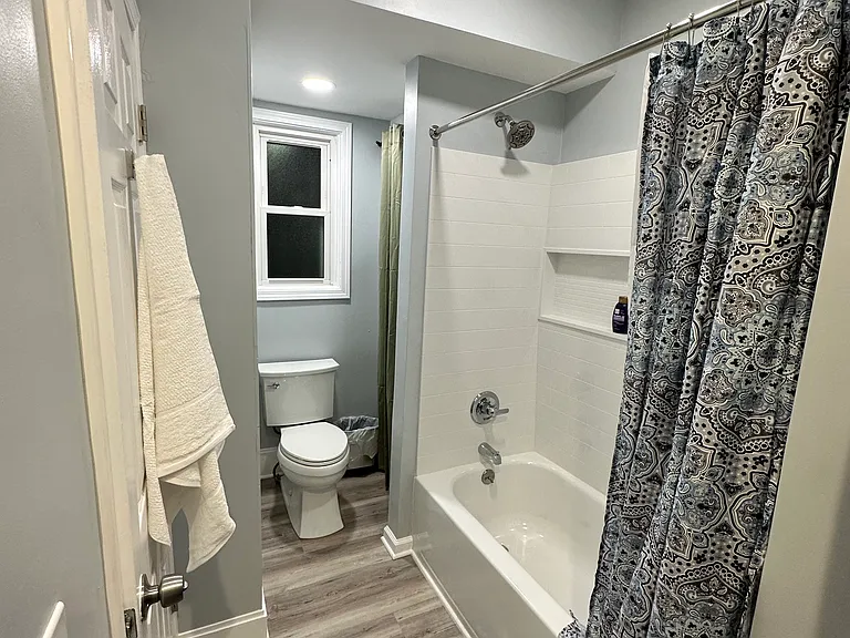104 Howell St #1 — Photo 11