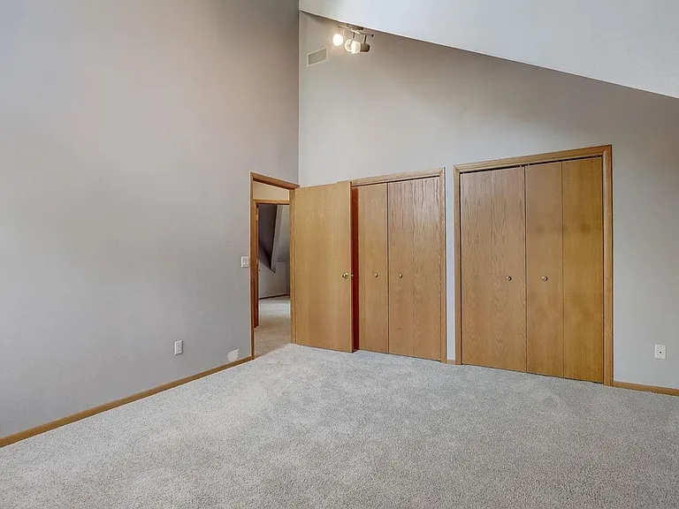 7653 Farmington Way — Photo 22