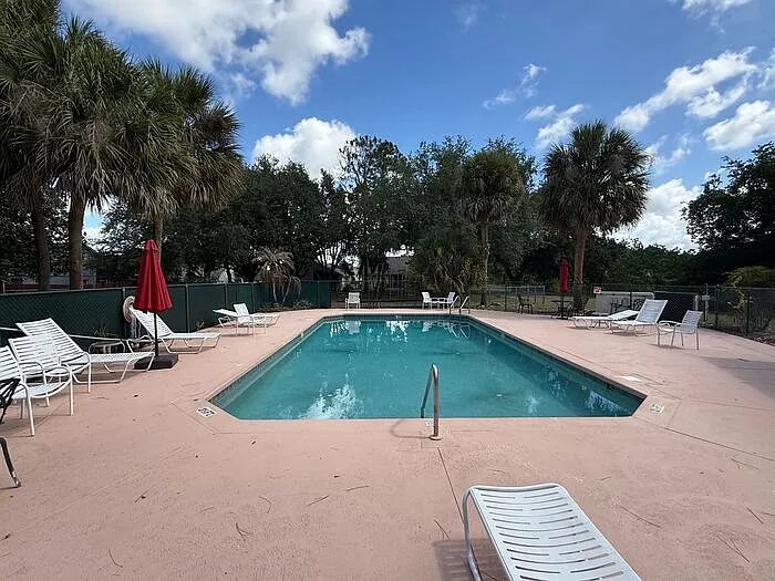 1221 Singleton Cir — Photo 18