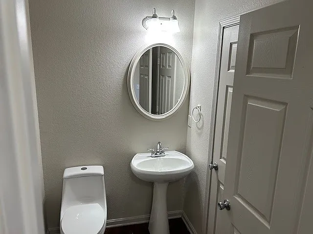 6773 Boston Dr — Photo 18