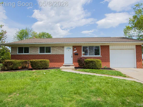 31000 Fall, Fraser, MI 48026