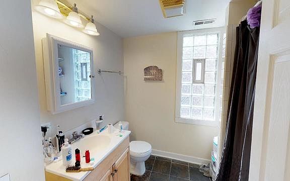 5th image of 2281 N Clybourn Ave #1