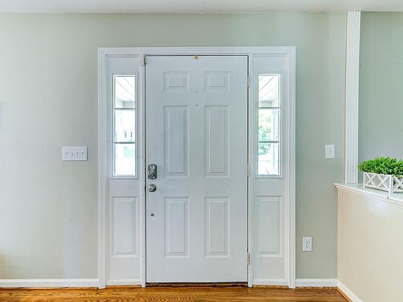 4th image of 15 Apple Blossom Cir