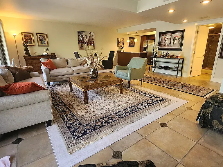 500 N St #403 — Photo 3