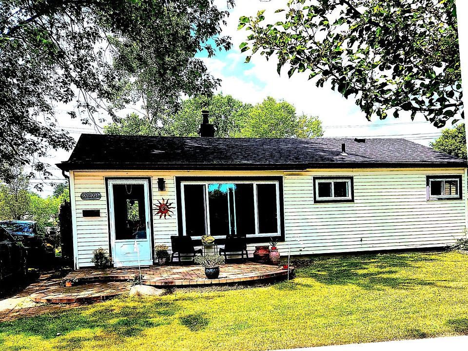 1st image of 23591 Lauren Ave