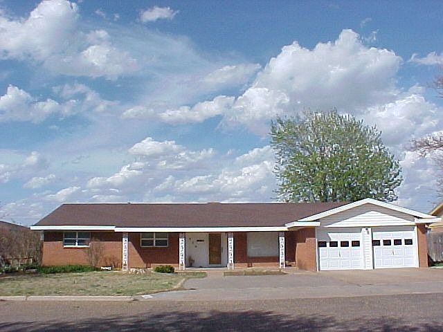 1st image of 420 North Dr