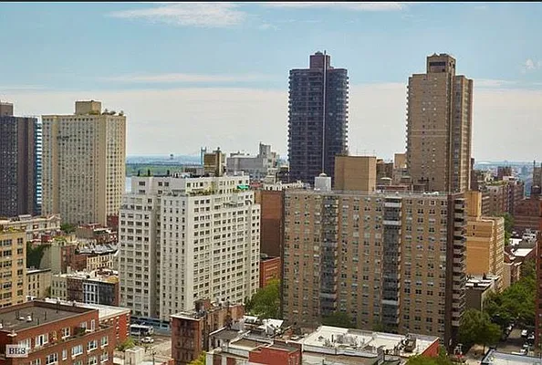 Sold by Brown Harris Stevens | media 25