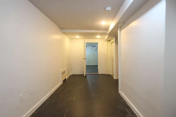 Rented by Nooklyn NYC LLC | media 24