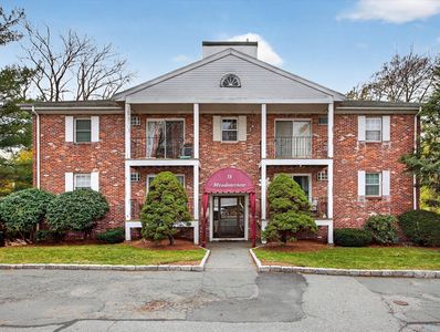 38 Bennett St APT 3D, Wakefield, MA, 01880