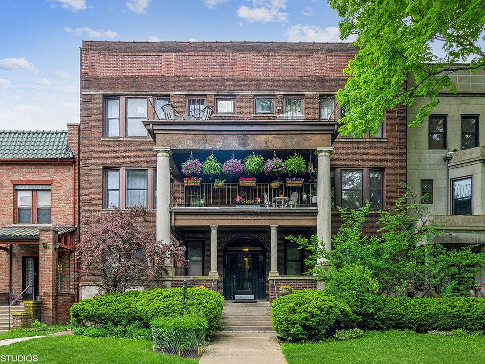 1st image of 5440 S Cornell Ave APT 1N