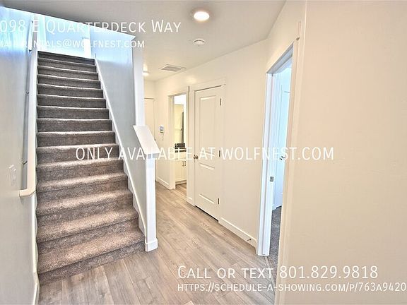 2nd image of 1098 E Quarterdeck Way