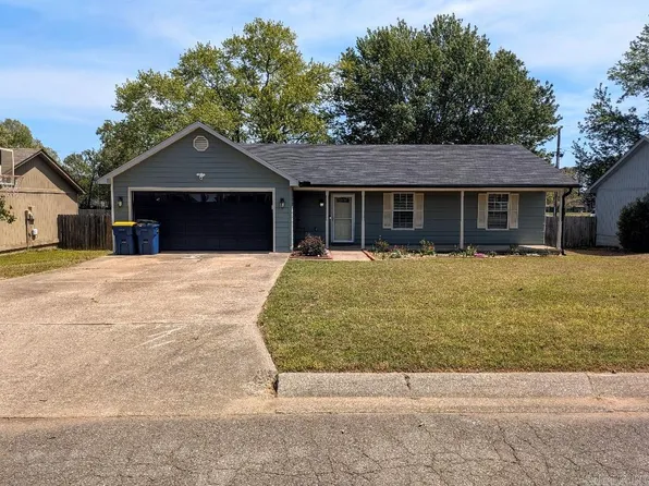 22 Park Cir, Cabot, AR 72023