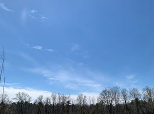 13 Sunrise Dr, Newport, ME 04953