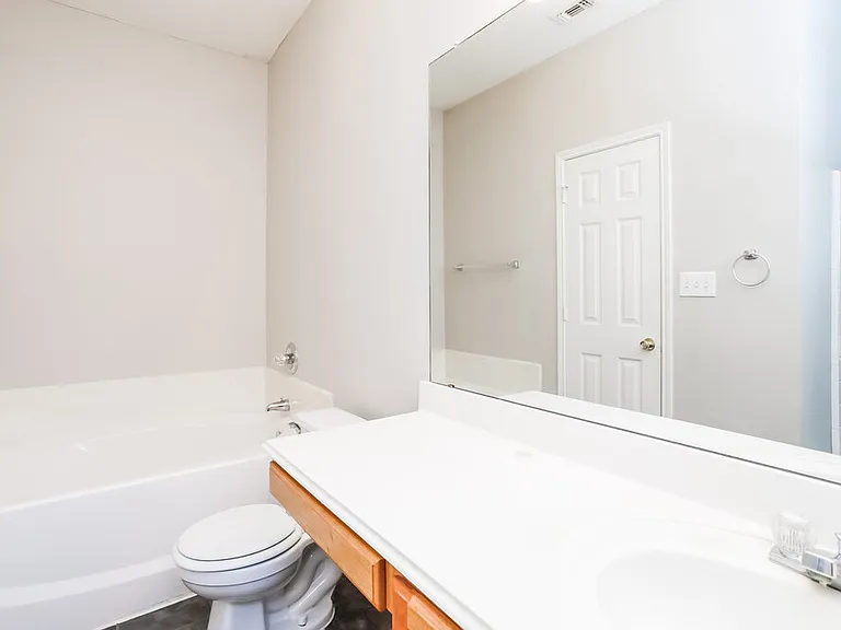 2401 Westheimer Rd — Photo 11