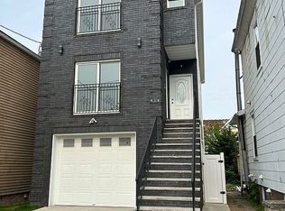 414 John St, East Newark, NJ 07029