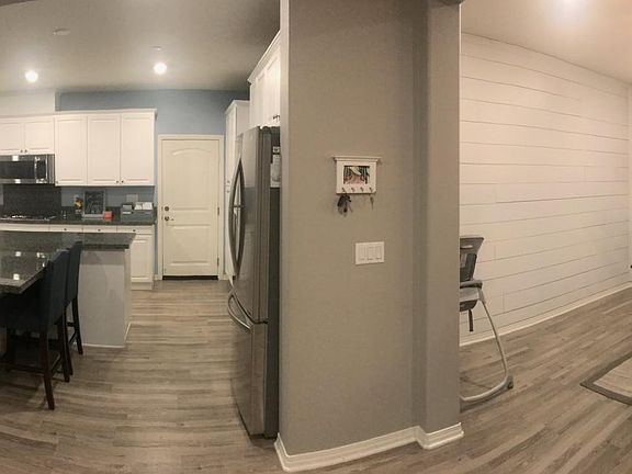 3rd image of 29616 Glenneyre Way