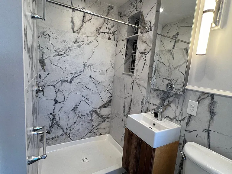 2019 S Beechwood St #2 — Photo 11