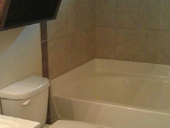 3rd image of 505 Paseo Del Plata #B