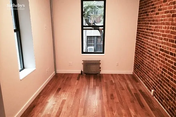 Rented by Sotheby's International Realty | media 14