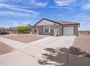 336 Tierra Linda Dr, Horizon City, TX 79928