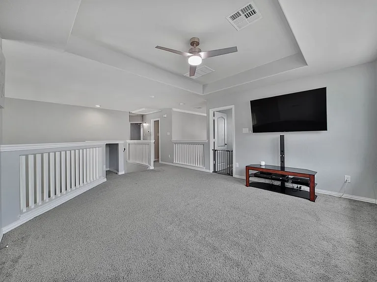 26028 Hasting Ridge Ln — Photo 27