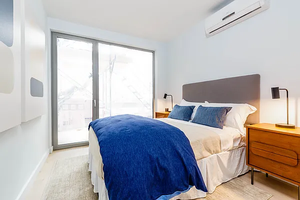 Sold by MNS | media 15