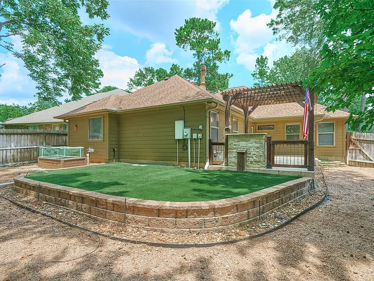 13613 Vail Dr — Photo 31