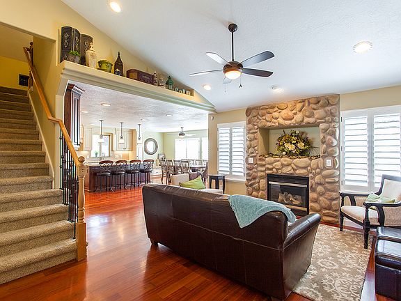 5th image of 13966 S Nelson Peak Cir