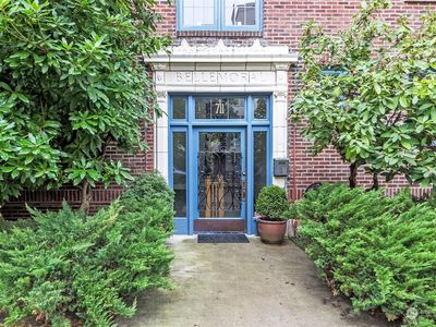 711 Belmont Place E UNIT 106, Seattle, WA, 98102