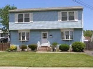 69 Vernon St, Sewaren, NJ 07077
