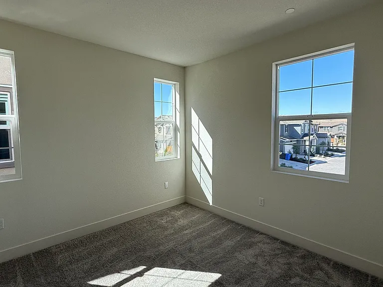 7090 Moon Way — Photo 7