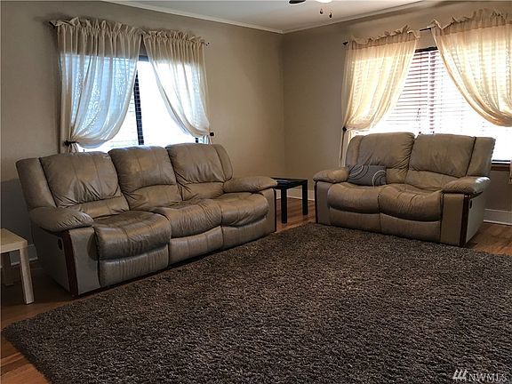4th image of 3569 McKinley Ave