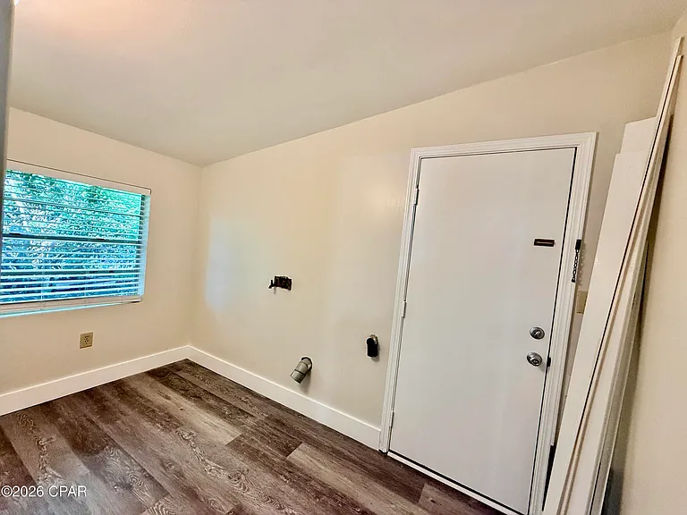 3113 W 20th Ct — Photo 8