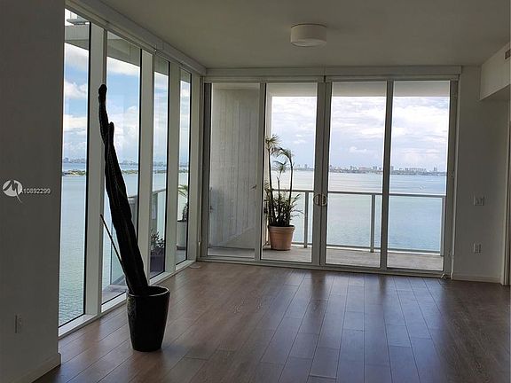 2nd image of 601 NE 27th St #1407