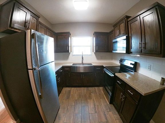 4th image of 1129 Quamasia Ave