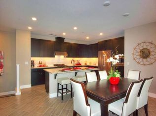 2707 5th St, Alameda, CA 94501