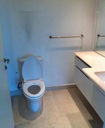 5th image of 2627 Bayshore Dr #908