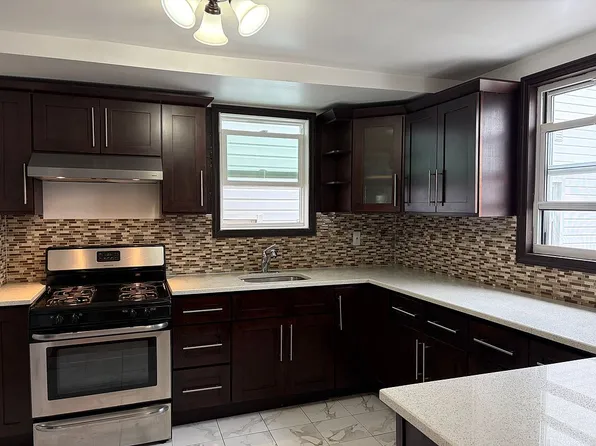 2851 Briggs Ave, Bronx, NY 10458